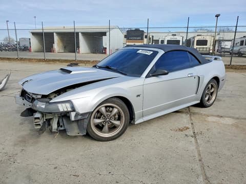 2002 Ford Mustang, VIN 1FAFP45X82F137552. Фото 1 з 6 з аукціону Copart. Каталог авто зі США OpenDataCar.