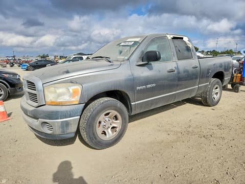2006 Dodge Ram 1500, VIN 1D7HA18K16J186393. Zdjęcie 1 z 6 z aukcji Copart. Katalog aut z USA OpenDataCar.