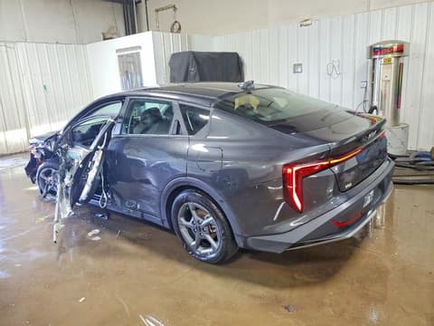 2025 Kia K4, VIN 3KPFT4DE0SE164633. Фото 2 з 6 з аукціону Copart. Каталог авто зі США OpenDataCar.