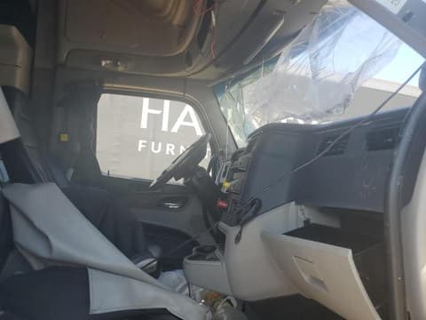 2023 Peterbilt 579, VIN 1XPBD49X2PD864540. Zdjęcie 5 z 6 z aukcji Copart. Katalog aut z USA OpenDataCar.