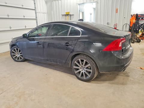 2016 Volvo S60, VIN LYV402FK0GB102126. Zdjęcie 2 z 6 z aukcji Copart. Katalog aut z USA OpenDataCar.