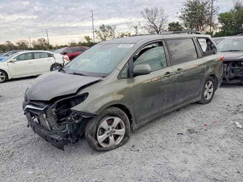 2020 Toyota Sienna, VIN 5TDKZ3DC5LS061706. Фото 1 з 6 з аукціону Copart. Каталог авто зі США OpenDataCar.