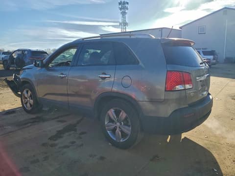 2013 Kia Sorento, VIN 5XYKUDA6XDG317758. Фото 2 з 6 з аукціону Copart. Каталог авто зі США OpenDataCar.