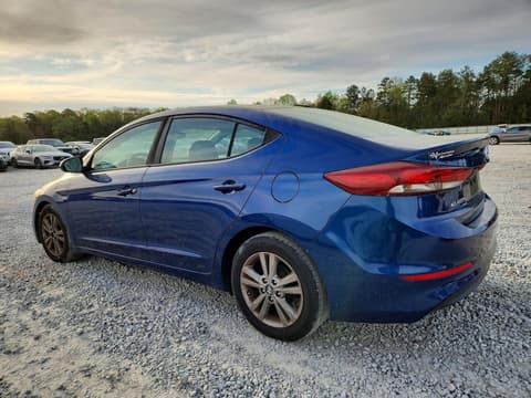2017 Hyundai Elantra, VIN 5NPD84LFXHH102342. Zdjęcie 2 z 6 z aukcji Copart. Katalog aut z USA OpenDataCar.