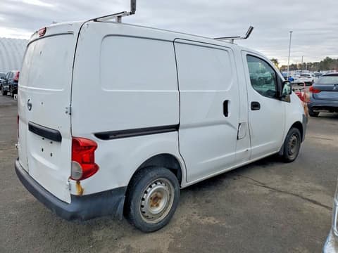 2015 Nissan NV 200, VIN 3N6CM0KN7FK721747. Photo 3 of 6 from Copart auction. OpenDataCar US salvage catalog.