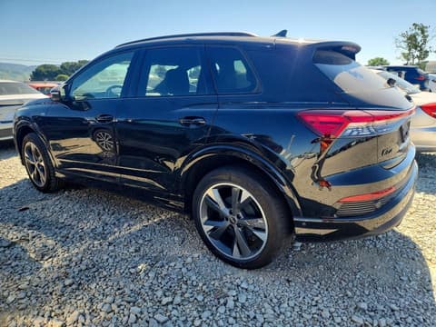 2024 Audi Q4 e-tron, VIN WA1L2BFZ4RP019786. Фото 2 из 6 с аукциона Copart. Каталог авто из США OpenDataCar.