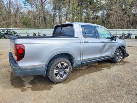 2017 Honda Ridgeline, VIN 5FPYK3F79HB022585. Фото 3 з 6 з аукціону Copart. Каталог авто зі США OpenDataCar.
