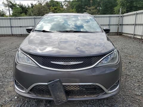 2017 Chrysler Pacifica, VIN 2C4RC1BG8HR660559. Фото 5 з 6 з аукціону Copart. Каталог авто зі США OpenDataCar.