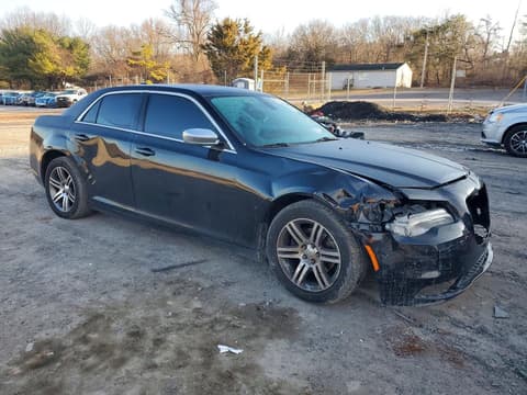 2018 Chrysler 300, VIN 2C3CCAAG4JH191414. Фото 4 з 6 з аукціону Copart. Каталог авто зі США OpenDataCar.