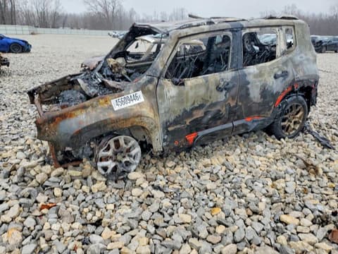 2015 Jeep Renegade, VIN ZACCJBBT4FPB87386. Фото 1 из 6 с аукциона Copart. Каталог авто из США OpenDataCar.