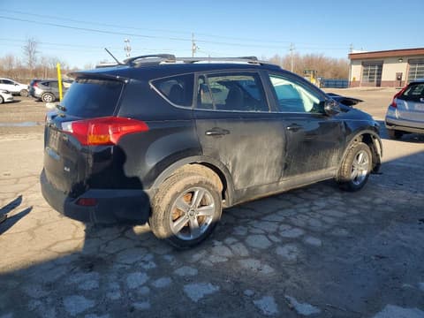 2015 Toyota RAV4, VIN 2T3WFREV7FW218474. Фото 3 з 6 з аукціону Copart. Каталог авто зі США OpenDataCar.
