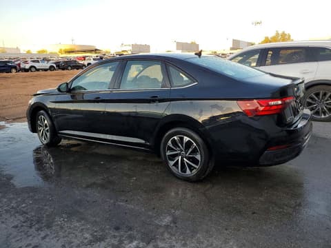 2024 Volkswagen Jetta, VIN 3VW5M7BU4RM075679. Фото 2 з 6 з аукціону Copart. Каталог авто зі США OpenDataCar.