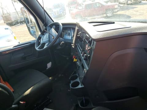 2024 Freigliner Cascadia 126, VIN 3AKJHLDV2RDUP6963. Фото 5 з 6 з аукціону Copart. Каталог авто зі США OpenDataCar.