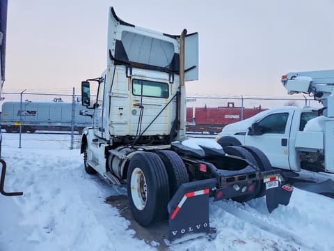 2012 Volvo VNL, VIN 4V4N39EG0CN556439. Фото 3 из 6 с аукциона Copart. Каталог авто из США OpenDataCar.