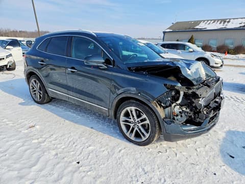 2019 Lincoln MKC, VIN 5LMCJ3D9XKUL27742. Фото 4 з 6 з аукціону Copart. Каталог авто зі США OpenDataCar.
