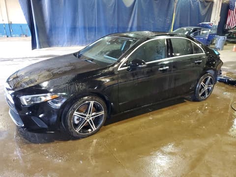 2020 Mercedes-benz A-Class, VIN W1K3G4FB4LJ198126. Фото 1 из 6 с аукциона Copart. Каталог авто из США OpenDataCar.