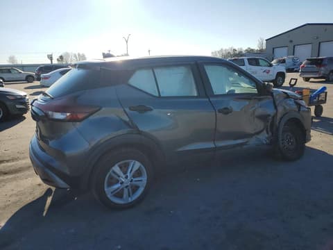 2021 Nissan Kicks, VIN 3N1CP5BV6ML513585. Фото 3 з 6 з аукціону Copart. Каталог авто зі США OpenDataCar.