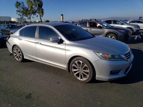 2015 Honda Accord, VIN 1HGCR2F57FA089264. Фото 4 з 6 з аукціону Copart. Каталог авто зі США OpenDataCar.