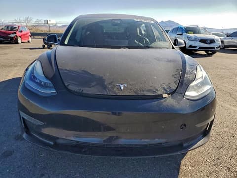 2018 Tesla Model 3, VIN 5YJ3E1EA9JF070945. Фото 5 з 6 з аукціону Copart. Каталог авто зі США OpenDataCar.