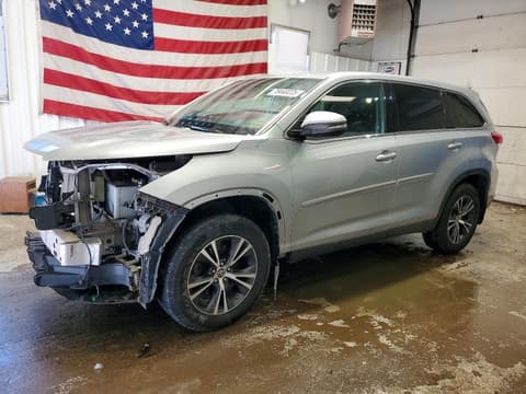 2019 Toyota Highlander, VIN 5TDBZRFH2KS987958. Фото 1 з 6 з аукціону Copart. Каталог авто зі США OpenDataCar.