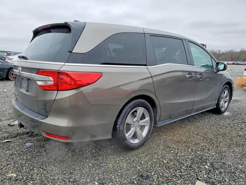 2018 Honda Odyssey, VIN 5FNRL6H73JB042670. Фото 3 з 6 з аукціону Copart. Каталог авто зі США OpenDataCar.