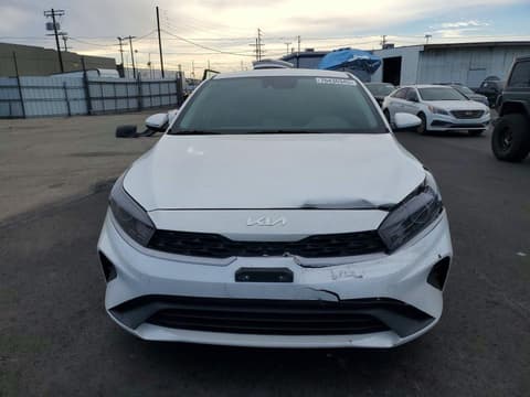 2024 Kia Forte, VIN 3KPF24AD7RE771492. Фото 5 з 6 з аукціону Copart. Каталог авто зі США OpenDataCar.