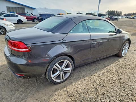 2012 Volkswagen Eos, VIN WVWFW7AH7CV006875. Фото 3 з 6 з аукціону Copart. Каталог авто зі США OpenDataCar.