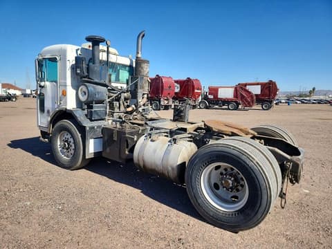 2006 Peterbilt tractor , VIN 1NPZL00X76D717114. Фото 3 из 6 с аукциона Copart. Каталог авто из США OpenDataCar.