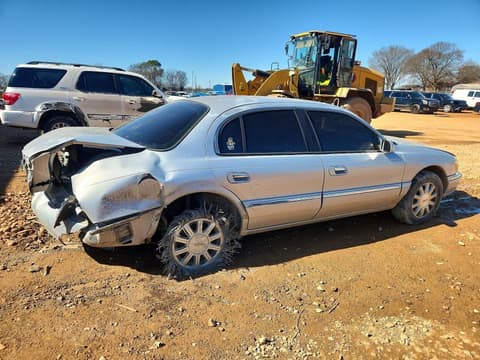 2001 Lincoln Continental, VIN 1LNHM97V71Y670687. Фото 3 з 6 з аукціону Copart. Каталог авто зі США OpenDataCar.