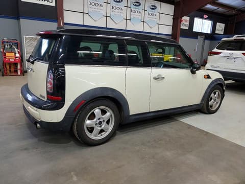 2011 Mini Cooper Clubman, VIN WMWZF3C51BT188900. Фото 3 з 6 з аукціону Copart. Каталог авто зі США OpenDataCar.