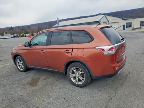 2015 Mitsubishi Outlander, VIN JA4AZ3A31FZ007266. Фото 2 з 6 з аукціону Copart. Каталог авто зі США OpenDataCar.