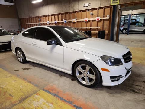 2015 Mercedes-benz C-Class, VIN WDDGJ4HB0FG435017. Photo 4 of 6 from Copart auction. OpenDataCar US salvage catalog.