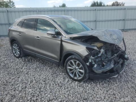 2016 Lincoln MKC, VIN 5LMCJ2C92GUJ18918. Фото 4 з 6 з аукціону Copart. Каталог авто зі США OpenDataCar.