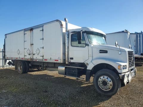 2014 Volvo VHD, VIN 4V5K39DF6EN165760. Zdjęcie 1 z 6 z aukcji Copart. Katalog aut z USA OpenDataCar.