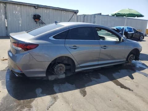 2018 Hyundai Sonata, VIN 5NPE24AF4JH684016. Zdjęcie 3 z 6 z aukcji Copart. Katalog aut z USA OpenDataCar.