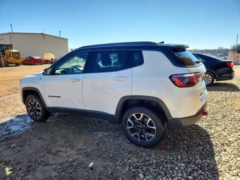 2019 Jeep Compass, VIN 3C4NJDDB7KT682001. Фото 2 з 6 з аукціону Copart. Каталог авто зі США OpenDataCar.