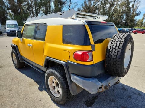 2007 Toyota FJ Cruiser, VIN JTEBU11F070030630. Фото 2 з 6 з аукціону Copart. Каталог авто зі США OpenDataCar.