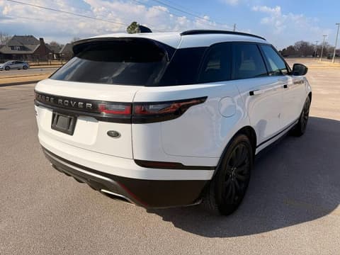 2018 Land rover Range Rover Velar, VIN SALYL2RV0JA748871. Фото 4 з 6 з аукціону Copart. Каталог авто зі США OpenDataCar.