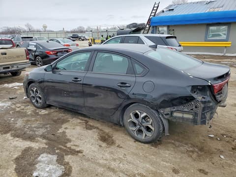 2021 Kia Forte, VIN 3KPF24ADXME409990. Zdjęcie 2 z 6 z aukcji Copart. Katalog aut z USA OpenDataCar.