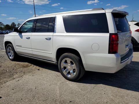 2019 Chevrolet Suburban, VIN 1GNSKJKC2KR216597. Фото 2 з 6 з аукціону Copart. Каталог авто зі США OpenDataCar.