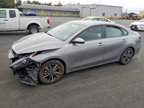 2023 Kia Forte, VIN 3KPF24AD8PE607309. Фото 1 з 6 з аукціону Copart. Каталог авто зі США OpenDataCar.