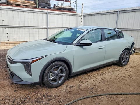 2025 Kia K4, VIN 3KPFT4DE7SE141754. Фото 1 з 6 з аукціону Copart. Каталог авто зі США OpenDataCar.