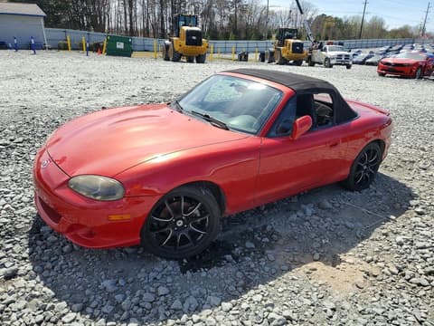 2004 Mazda MX-5 Miata, VIN JM1NB354740404724. Фото 1 из 6 с аукциона Copart. Каталог авто из США OpenDataCar.
