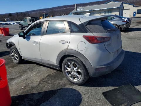 2016 Mazda CX-3, VIN JM1DKFC7XG0130790. Фото 2 з 6 з аукціону Copart. Каталог авто зі США OpenDataCar.