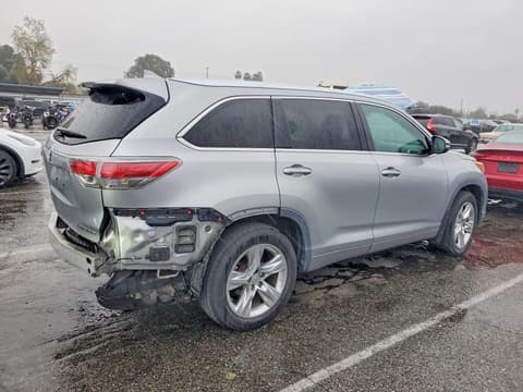 2014 Toyota Highlander, VIN 5TDDKRFH9ES011788. Photo 3 of 6 from Copart auction. OpenDataCar US salvage catalog.