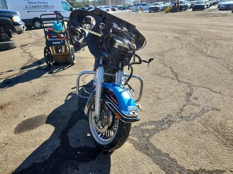 2011 Harley-davidson FLHTCU, VIN 1HD1FC410BB623826. Фото 2 з 6 з аукціону Copart. Каталог авто зі США OpenDataCar.