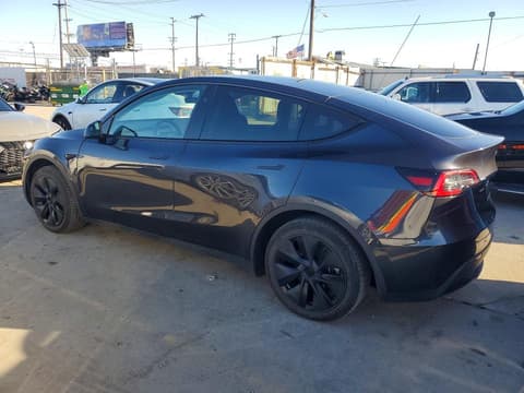 2024 Tesla Model Y, VIN 7SAYGDED0RF112395. Фото 2 з 6 з аукціону Copart. Каталог авто зі США OpenDataCar.