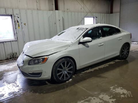 2018 Volvo S60, VIN LYV402TK8JB165079. Фото 1 з 6 з аукціону Copart. Каталог авто зі США OpenDataCar.
