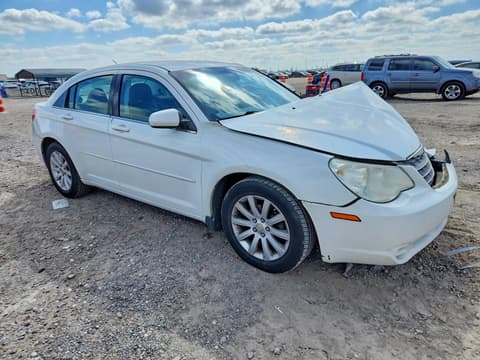 2010 Chrysler Sebring, VIN 1C3CC5FB6AN141190. Фото 4 з 6 з аукціону Copart. Каталог авто зі США OpenDataCar.