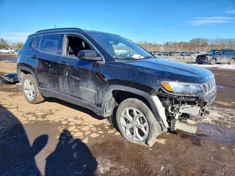 2024 Jeep Compass, VIN 3C4NJDBN7RT163005. Фото 4 з 6 з аукціону Copart. Каталог авто зі США OpenDataCar.